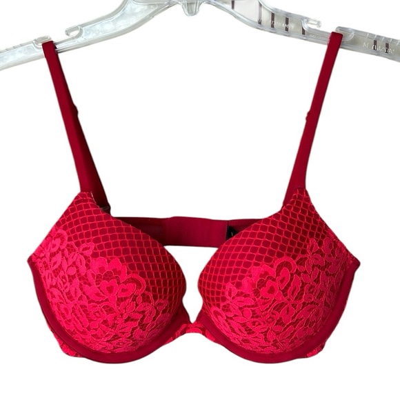 Victoria’s Secret Bra Very Sexy Push Up/Pigeonnant Floral Lace Overlay Red 32D - Picture 1 of 13